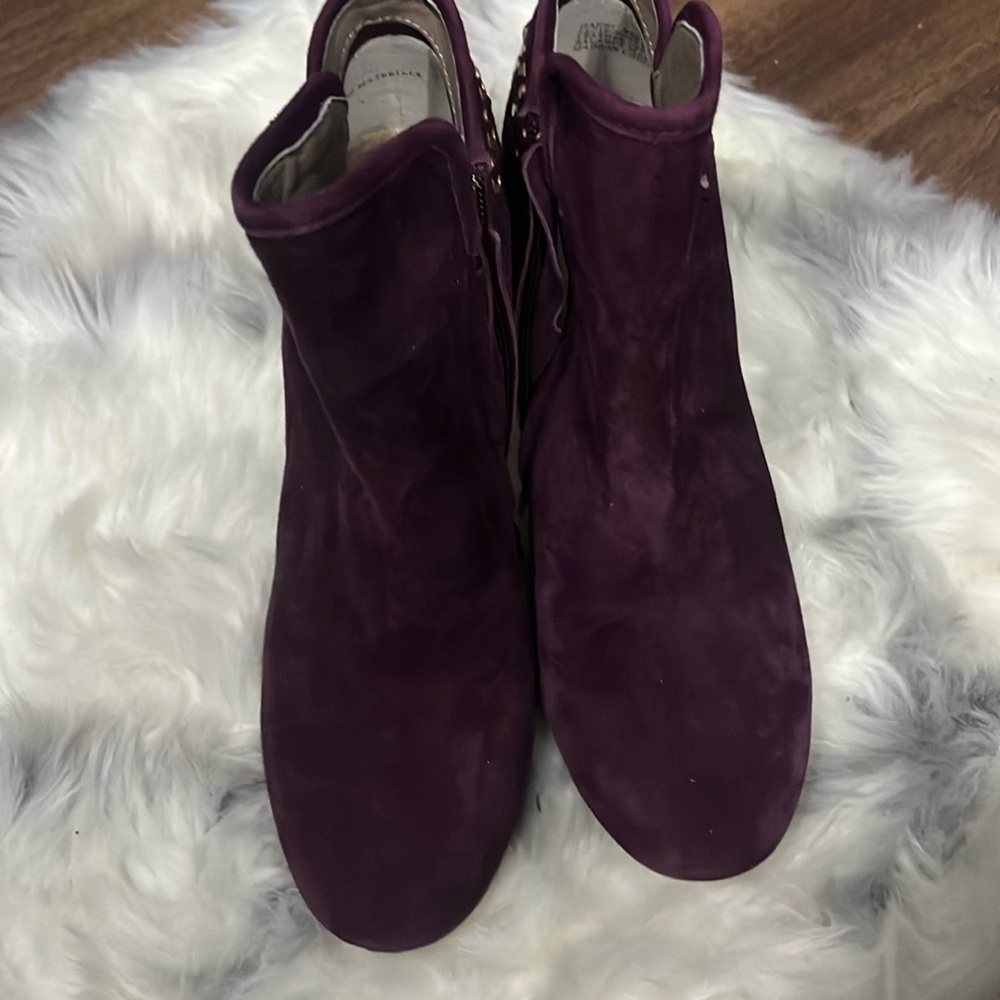 Beautiful plum colored boots